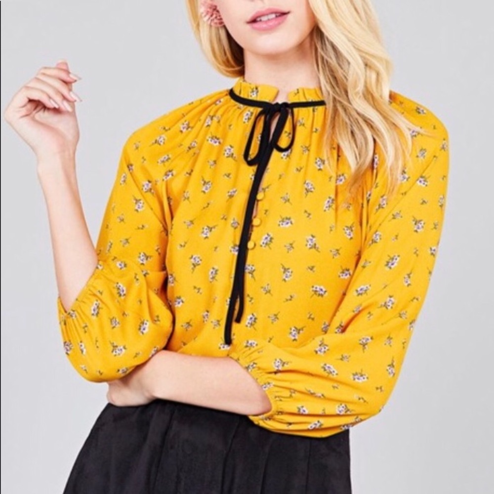 Blouse - Picture 2 of 5